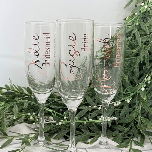 Flutes for Champagne and Prosecco